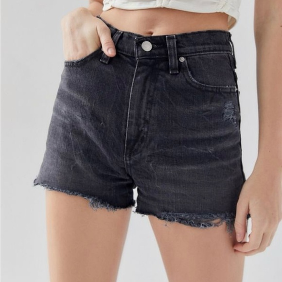Urban Outfitters Shorts - Picture 2 of 7